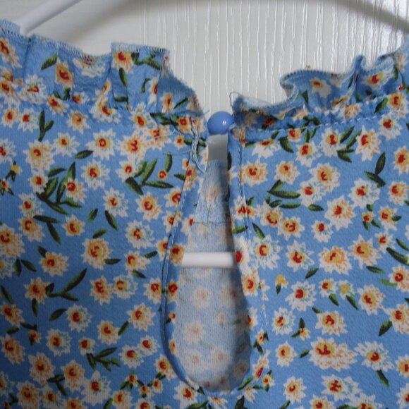 Summer Top L - Picture 4 of 7